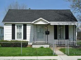 320 6th St, Washington Court House, OH 43160