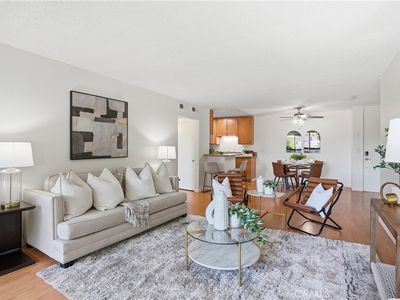 576 N Bellflower Blvd Unit 310, Long Beach, CA, 90814