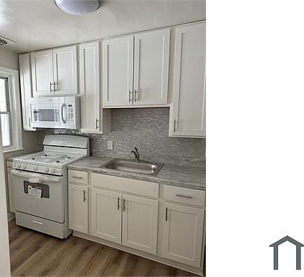 1st image of 4304 Roberton Ave