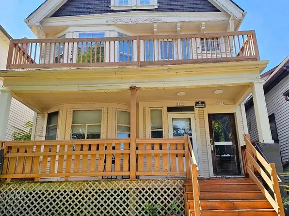 2231 N 41st St #2, Milwaukee, WI 53208