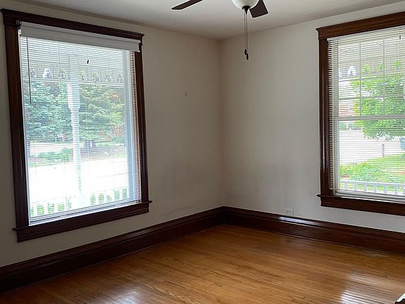 3rd image of 419 Grand Ave #A