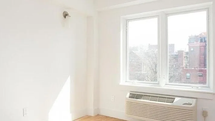 Rented by Nooklyn NYC LLC | media 75