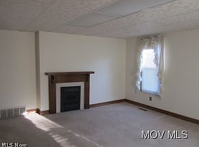 4th image of 3301 N Avery St