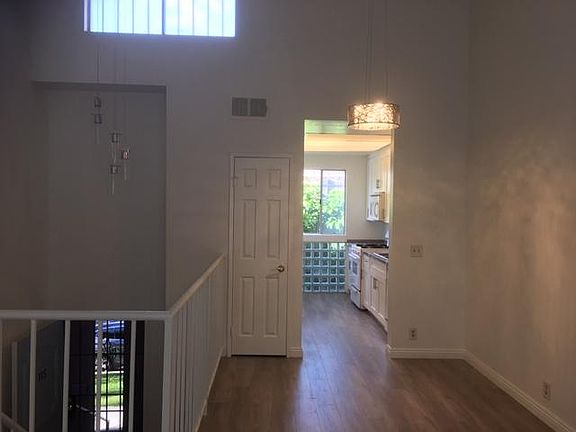 5th image of 450 N Van Ness Ave APT 115