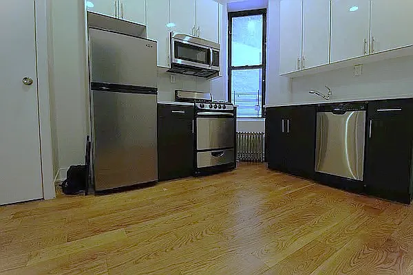 Rented by Luxor Homes & Investment Realty | media 6