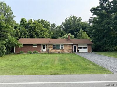 2567 New Rd, Ransomville, NY, 14131