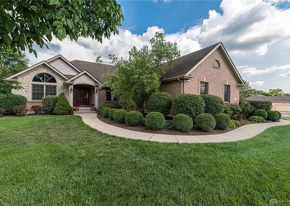 1st image of 7074 Ashwood Ct
