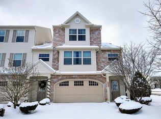 1800 Vista Dr, Mechanicsburg, PA 17055