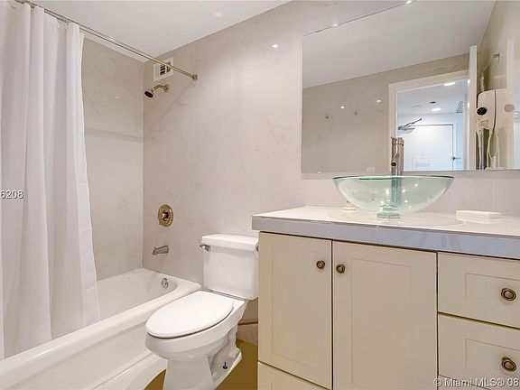5th image of 5445 Collins Ave APT 410