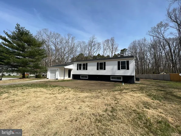 2 Villa Cir, Berlin, NJ 08009