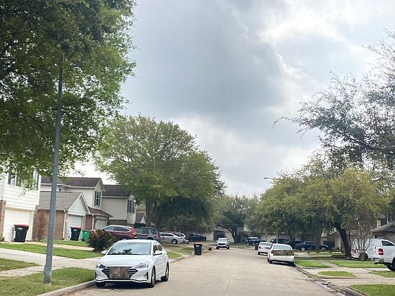 4th image of 19515 Sandy Bank Dr