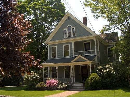 2nd image of 37 Auburn St