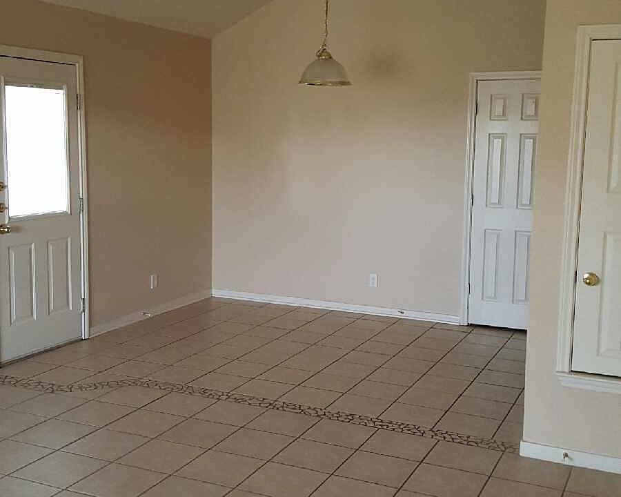 Tile floors make cleaning a cinch!