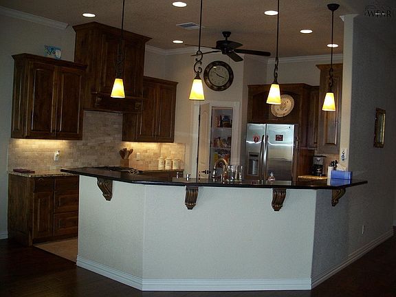 5th image of 1711 Shoal Creek Dr