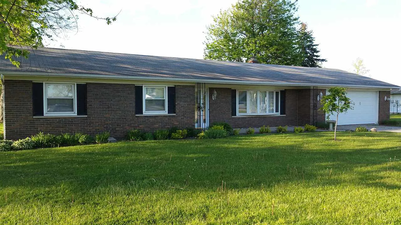 8606 Illinois Rd photo 1