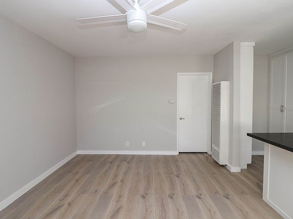 3rd image of 1026 Ximeno Ave APT 5