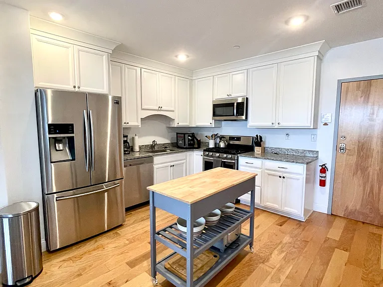 1008 Tremont St #5 — Photo 14