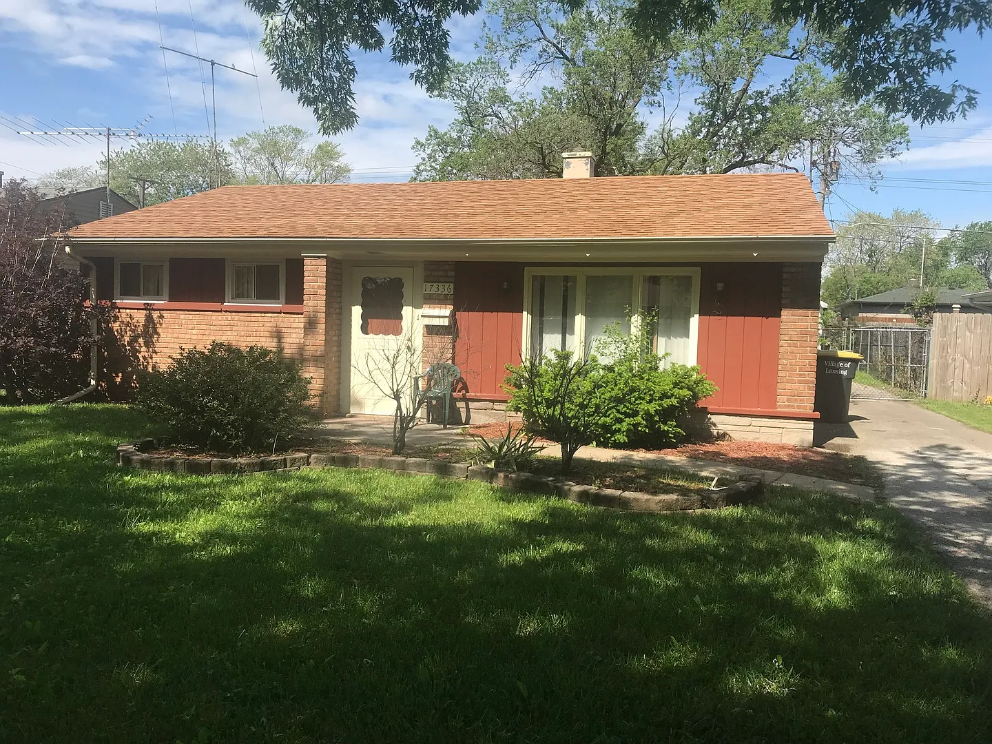 17336 Walter St photo 1