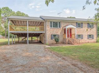 2929 Moyer Rd, Powhatan, VA 23139