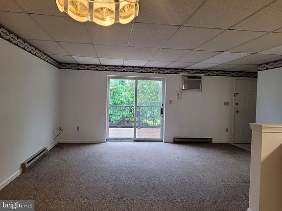 2nd image of 119 Hamilton Ave