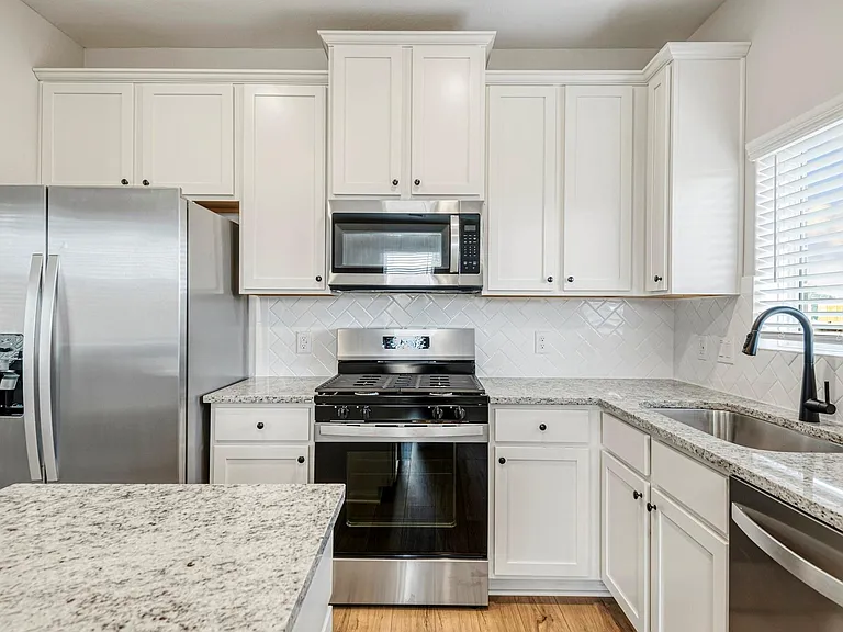 15671 Honey Cove Dr — Photo 9