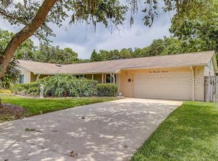 216 Van Gogh Cir, Brandon, FL 33511