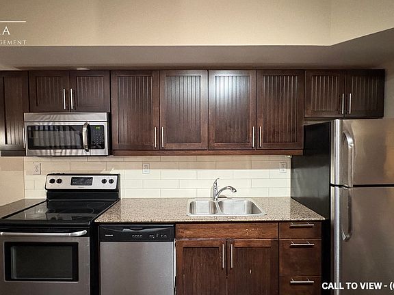 2nd image of 200 Stinson St #102