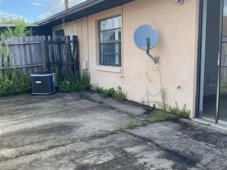 2342 Aruba Ct — Photo 17
