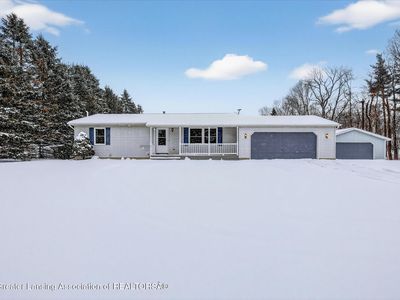 3765 Whittum Rd, Eaton Rapids, MI, 48827