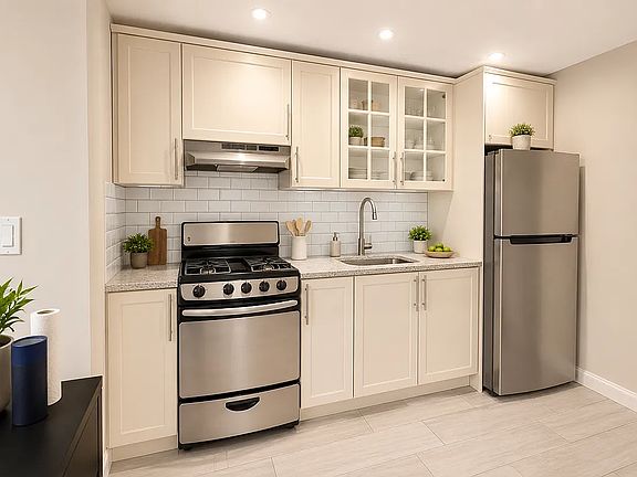 2nd image of 780 Riverside Dr APT 11D