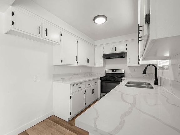 4th image of 3206-3212 W 60th St #3206-05