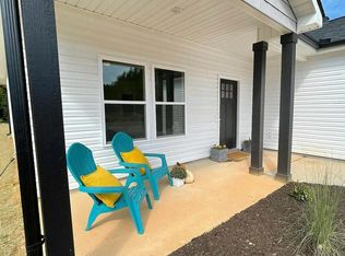 218 Essex Dr, Clinton, SC 29325