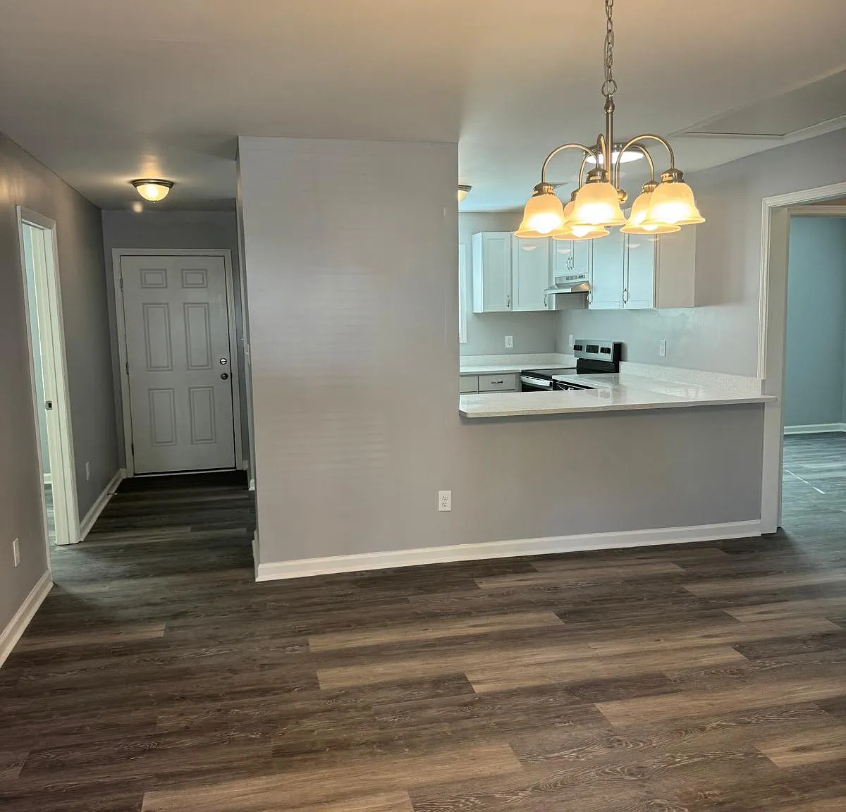 4 bed, 1316 sqft, $1,650 — Photo 4