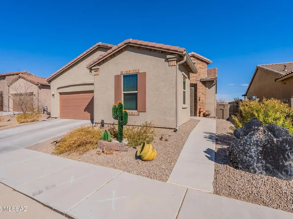 2456 W Bassett Peak Dr, Green Valley, AZ 85622