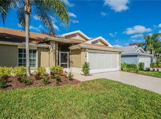 942 Villeroy Greens Dr #15, Sun City Center, FL 33573