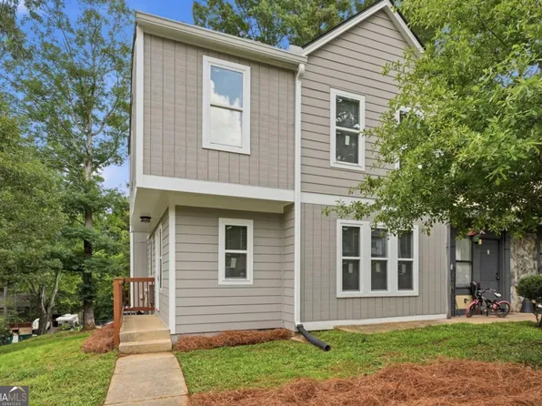 1269 Brookview Ln SE, Smyrna, GA 30080