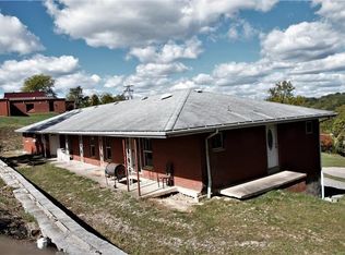 34 N Main St, Ellsworth Boro, PA 15331