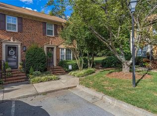 2824 Park Pl, Greensboro, NC 27410