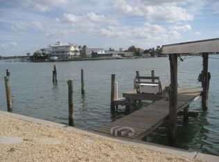 401 Palm Is SE, Clearwater, FL 33767