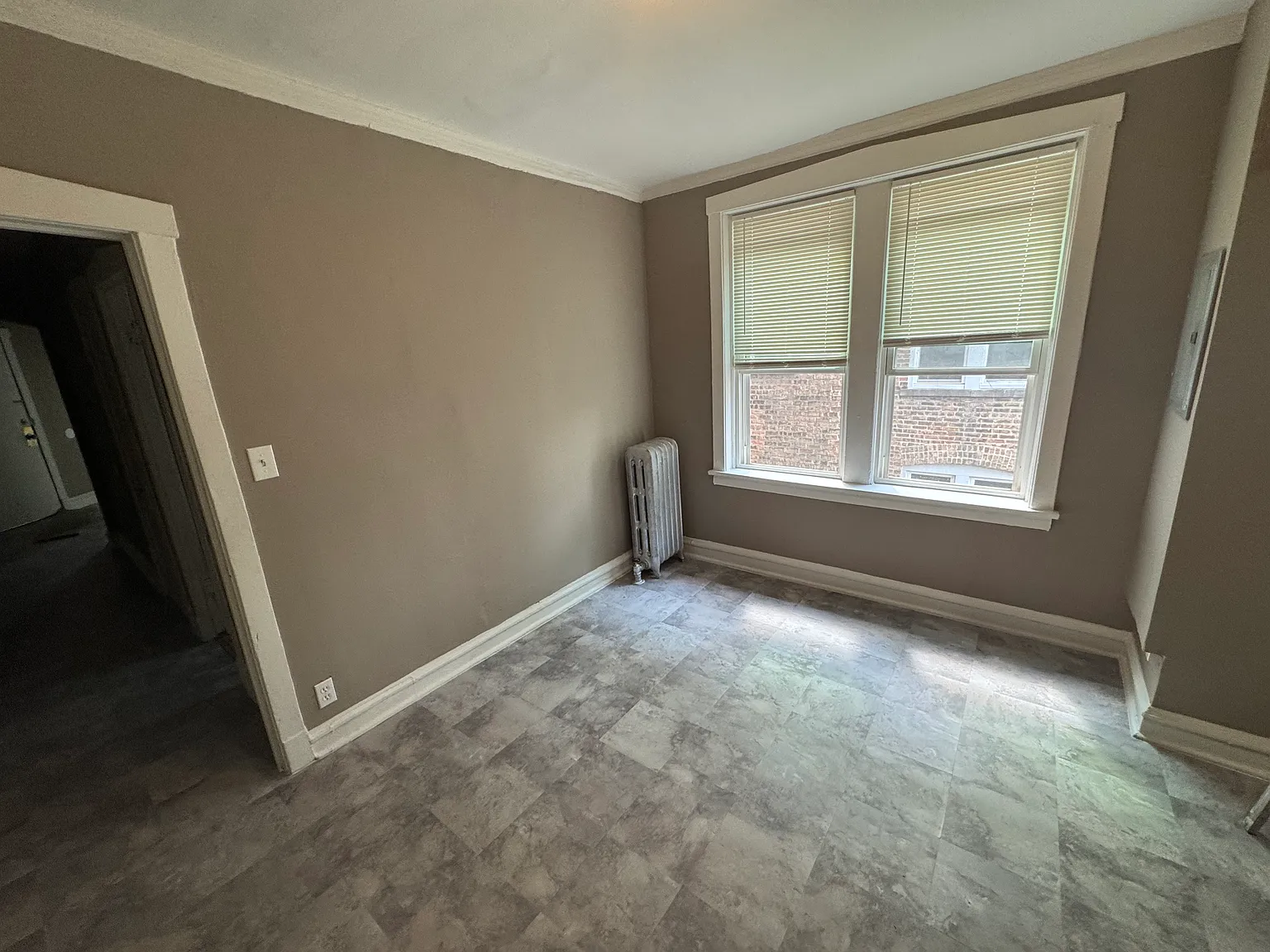 2 bed, 1000 sqft, $1,500 — Photo 3