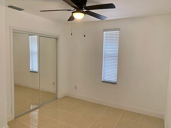 5th image of 4502 W Clifton St