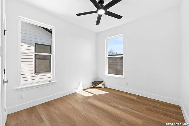 117 Carle Ave — Photo 20