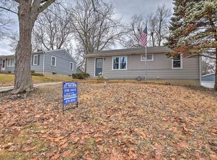 13 4th Dr, Decatur, IL 62521