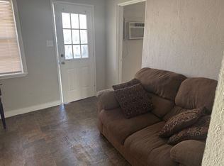 329 -G1- Town and Country Apartments, Gadsden, AL 35903