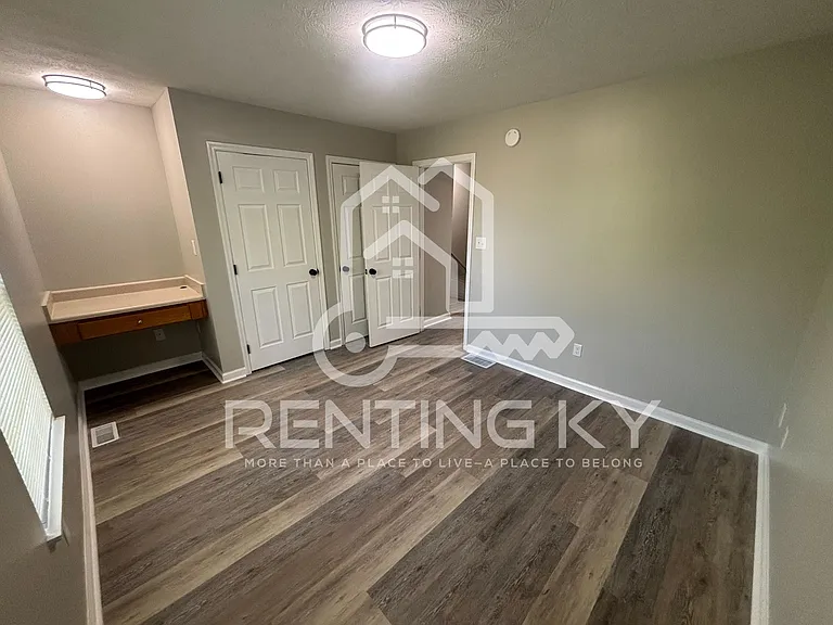 1027 Brooklyn Blvd — Photo 12