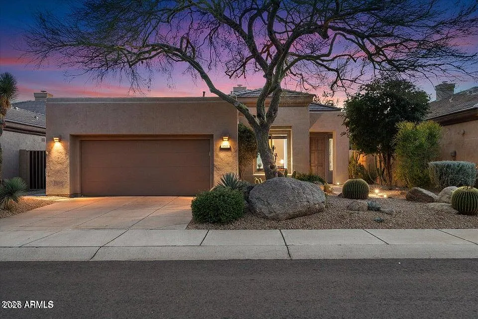 2 bed, 2.0 bath, 1974 sqft, $6,000 — Photo 2