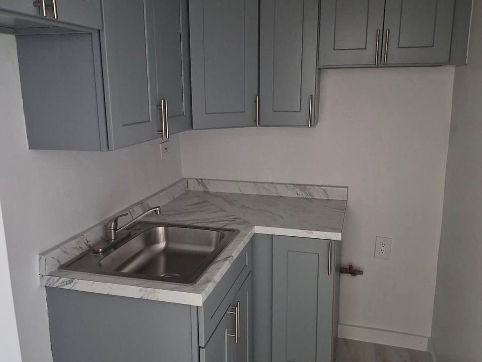 1st image of 399 E 72nd St APT 17G