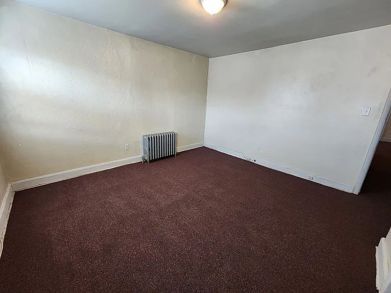 1527 S. 4th Street — Photo 18