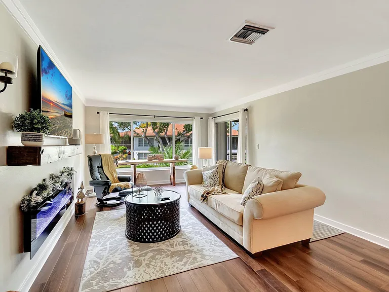 5770 Princess Palm Ct #F — Photo 8