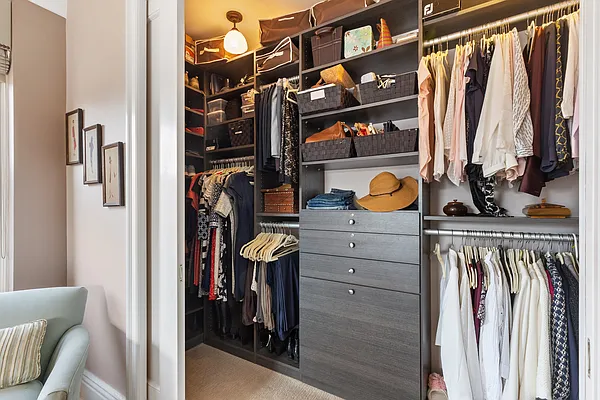 Sold by Tiffany Bauman Real Estate LLC | media 24